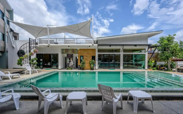 Phuket Airport Place