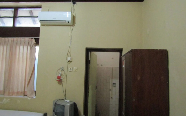 Hotel Bakti