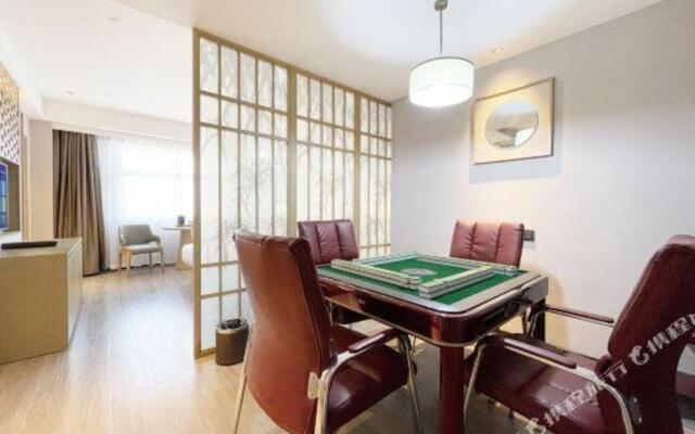 Youcheng Oriental Hotel (Huqiu Subway Station)