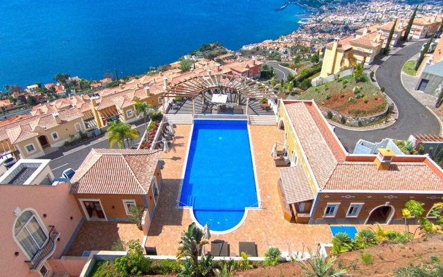 Dream Luxury Apartment  Palheiro Village