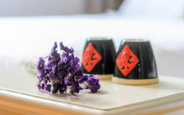 Qinde Inn (Shengsi Island Boutique)