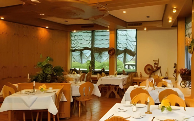 Hotel Kuhn