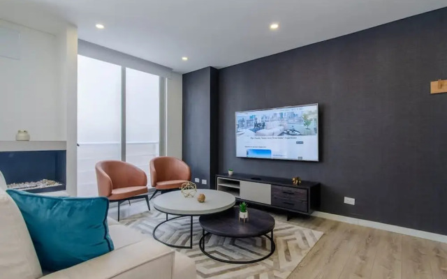 Fantastic 3BR in Usaqu n