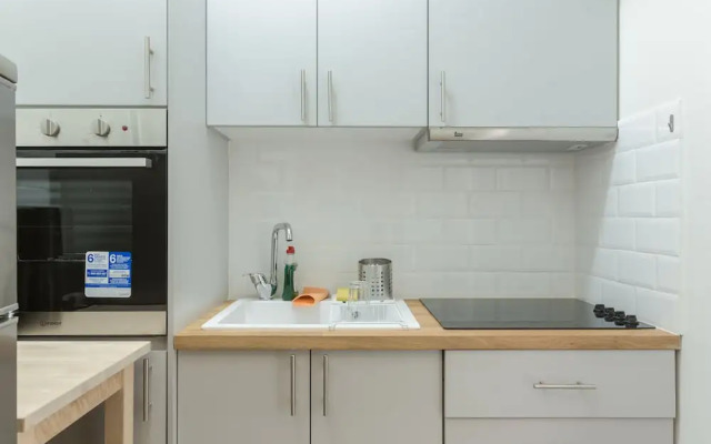 Cozy Flat with Terrace & Patio near Lycabettus