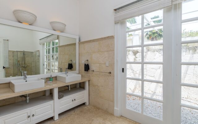 Luxury 2-level villa in Punta Cana