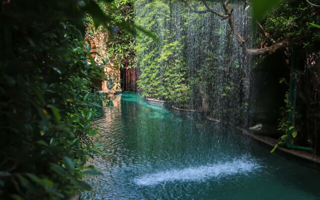 The Baray Villa by Sawasdee Village