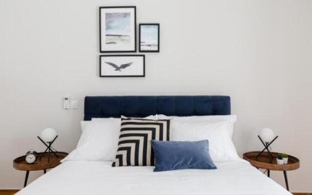 Central Cozy Apartments in Plaka by UPSTREET