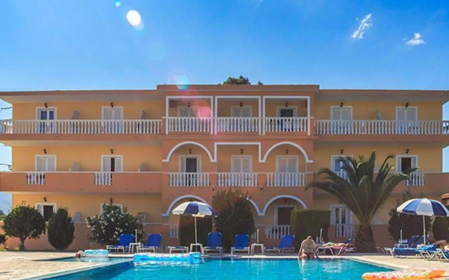 Derekas Studios & Apartments