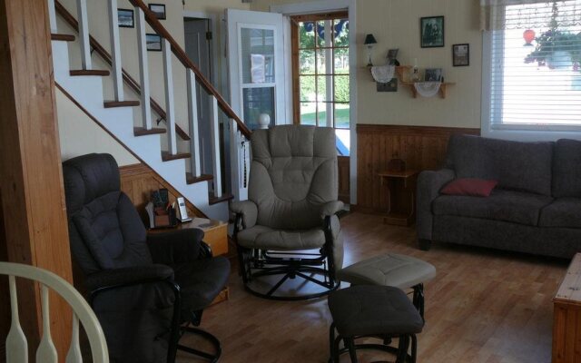 Gîte des P'tites Madames Bed and Breakfast