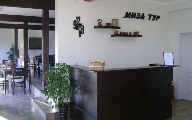 Miza Guest House