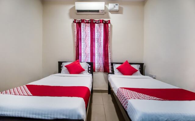 OYO 15739 Hotel Grand Brundavan