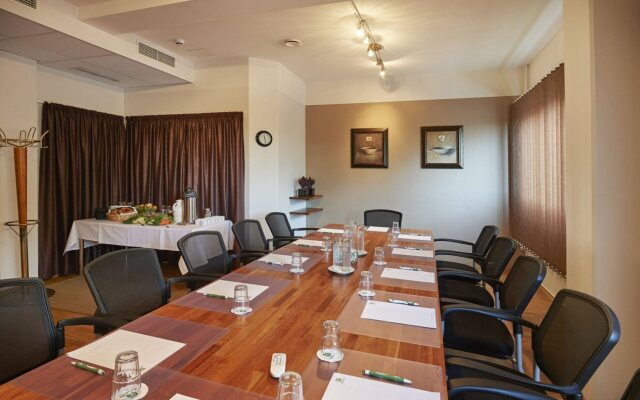 Holiday Inn Helsinki - Vantaa Airport by IHG