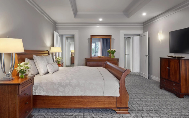 Hyatt Hotel Canberra - a Park Hyatt