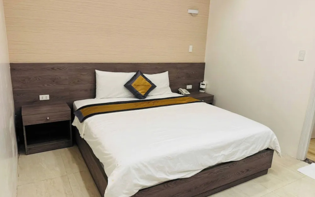 Golden Central Hotel Trang Bang – Guest Rooms – Trang Bang