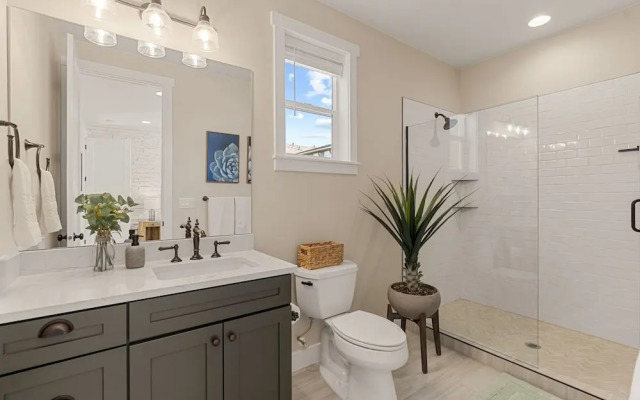 Southwest Getaway 6 Bedroom Home