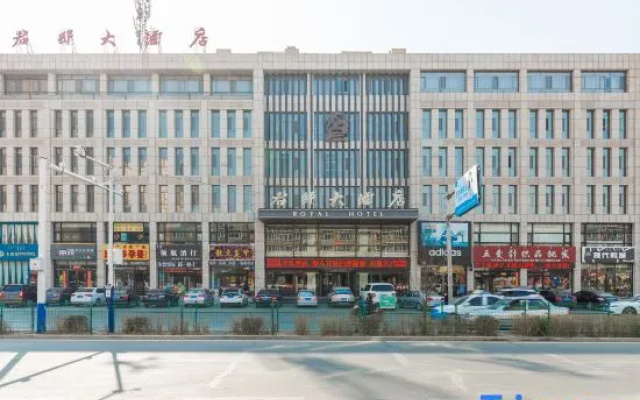 Royal Hotel