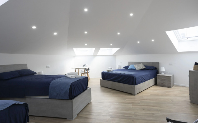 Giuly Suites & Rooms