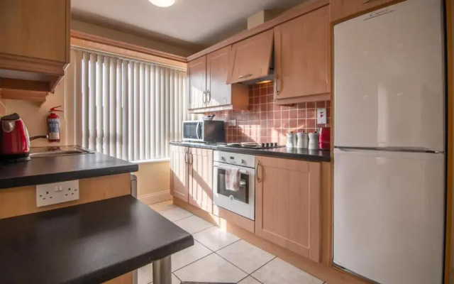 Donegan Court Aparthotel