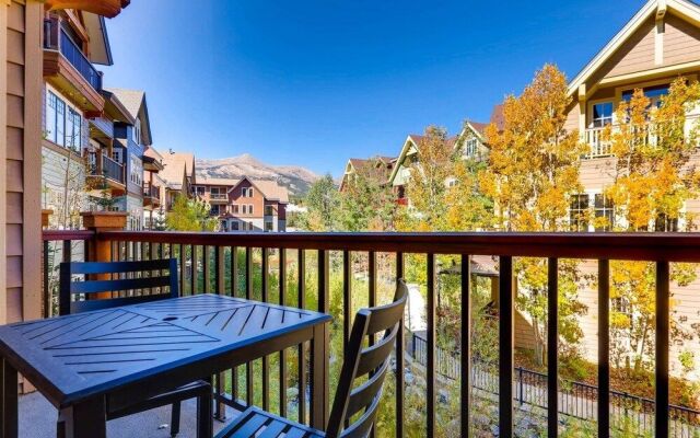 Luxury 3 Bedroom Breckenridge Vacation Rental with Mountain Views Steps from Historic Main Street