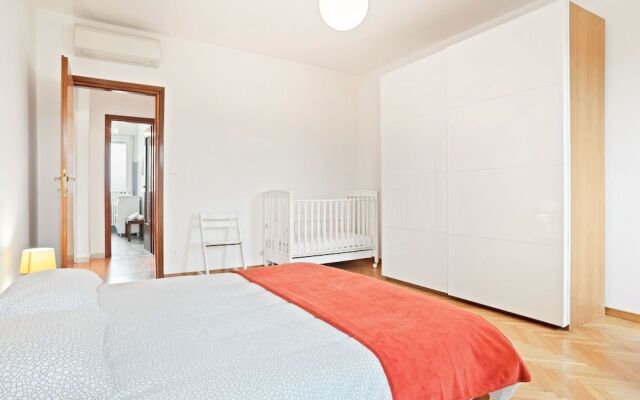 Porta San Felice e Paladozza Apartment