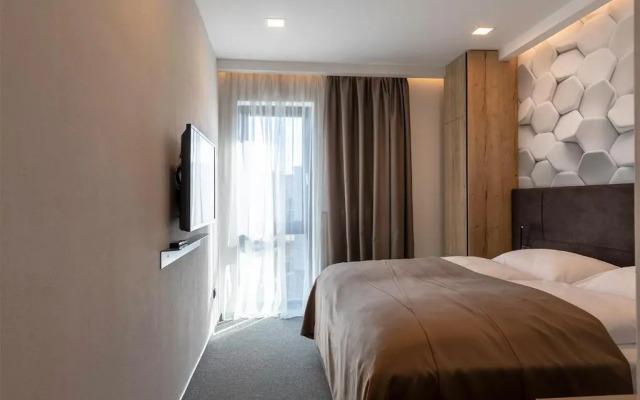 4 Smart Hotel