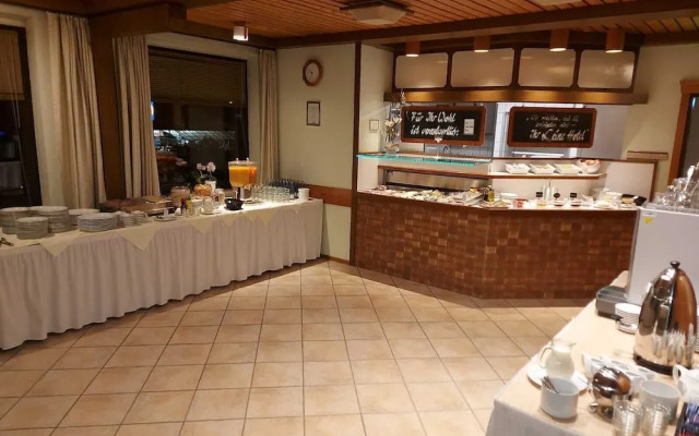 Leine Hotel