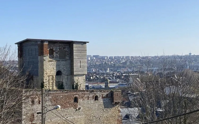 Le Petit Château