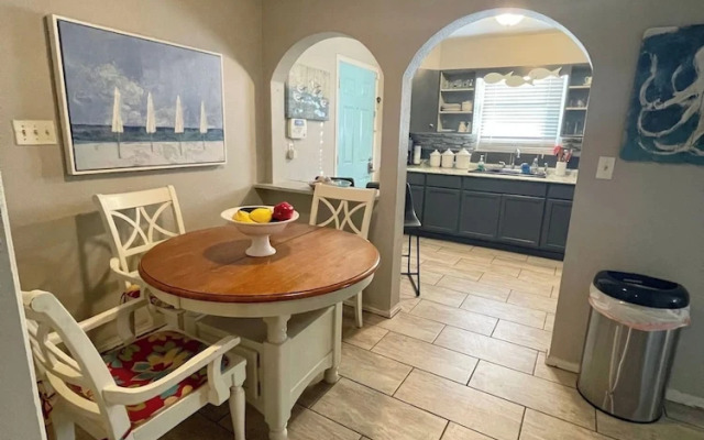 1BR Apartment in Historic Galveston