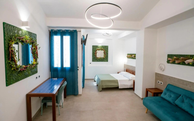 Petit Hotel