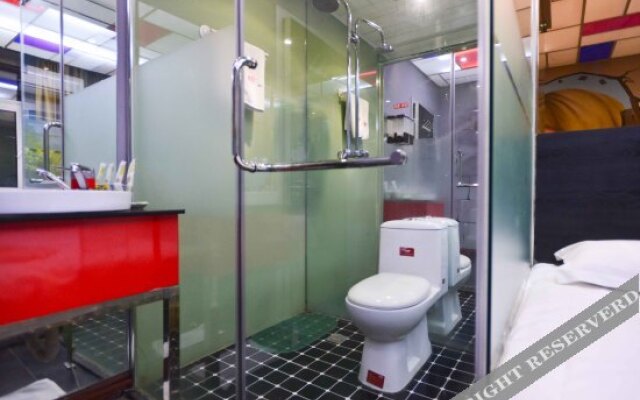 Aidu Fashion Theme Motel
