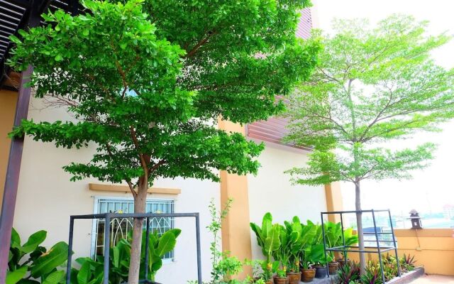 Chai Hotel Bangbo