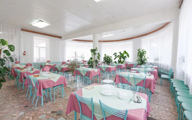 Изумрудный (Горные ключи)