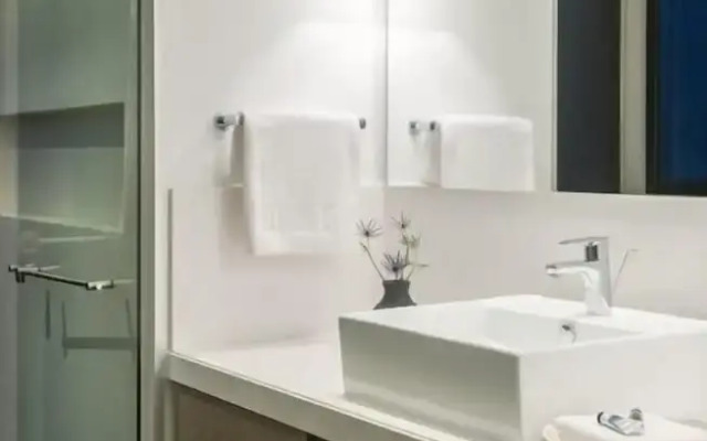 w Enchanting 1BR in El Nogal