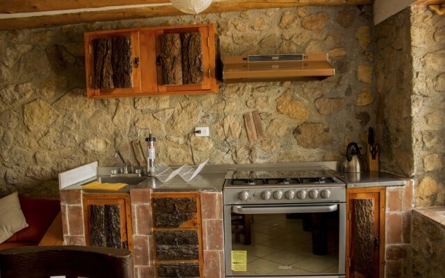 Cabañas La Montaña 2° Seccion