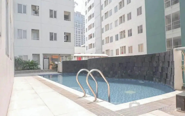 Homey And Pleasant 2Br At Pavilion Permata Apartment
