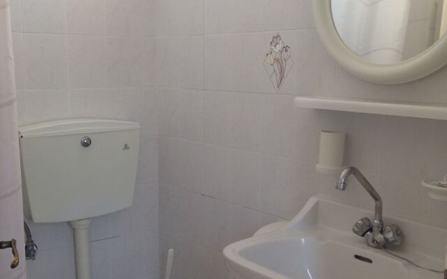 Lito Hotel