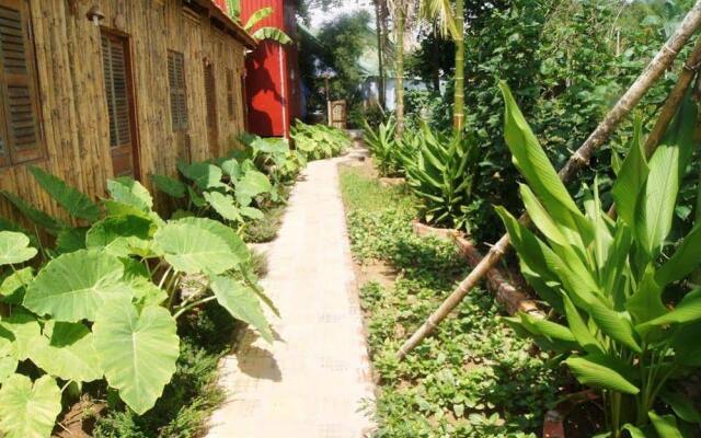 Lang Cau Homestay