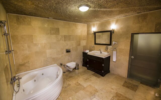 Roma Cave Suite Hotel