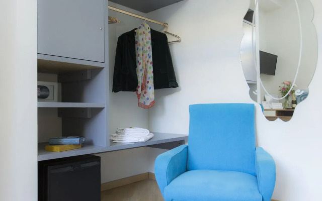 Al 7 Small Luxury Rooms