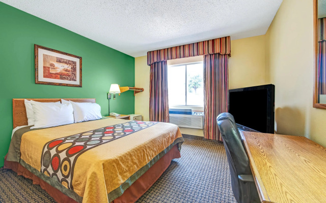 Super 8 by Wyndham McKinney/Plano Area