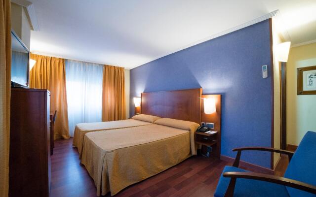 Torreluz Centro Hotel