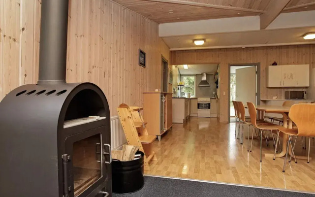 20 Person Holiday Home in Oster Assels
