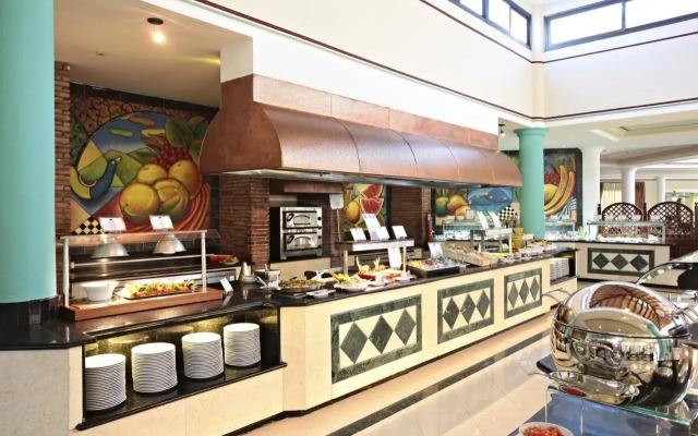 Bahia Principe Grand Turquesa - All Inclusive