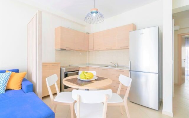 Neos Marmaras Family Suite