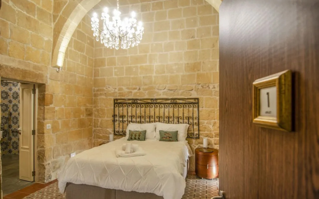 Senglea Suites