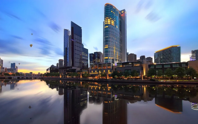 Mega Style Apartments The International