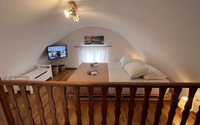 Villa Sertis Santorini