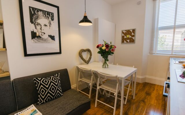 Plymouth Ocean Apartment