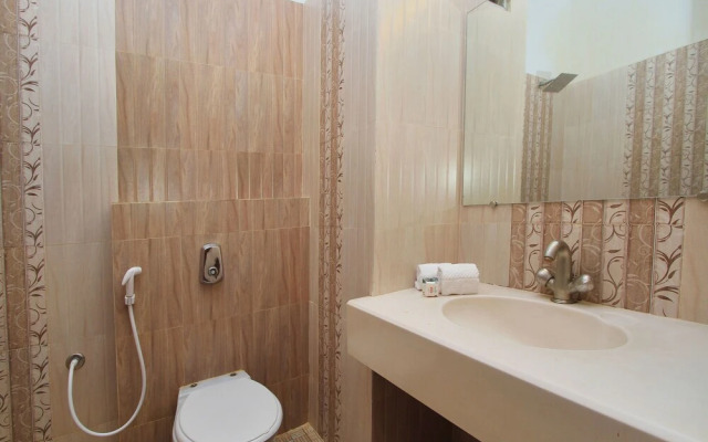 OYO Premium Light House Hill