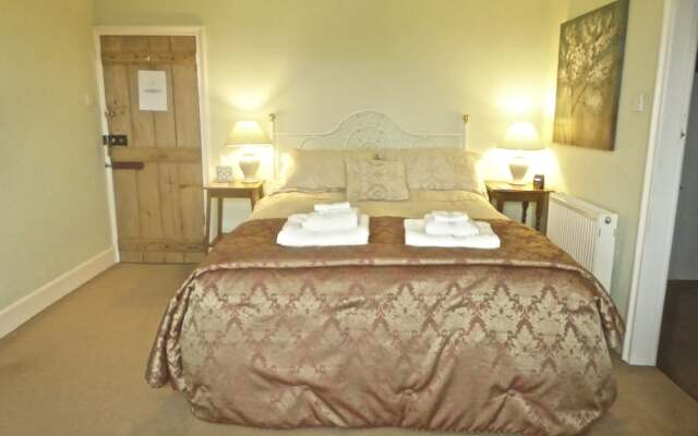 Clotworthy House Bed & Breakfast